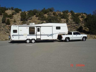 1995 Hitchhiker !! Fifth Wheel W/PU