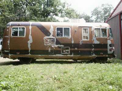 Vintage Motor Home for Restoration