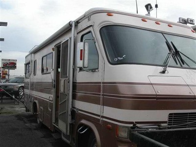 89 HMC Motorcoach - $15k Under Blue Book