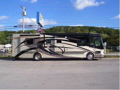 2008 Tiffin Phaeton 40QSH