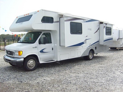 Brand New 2007 Safari Ivory 28QS (#1003)