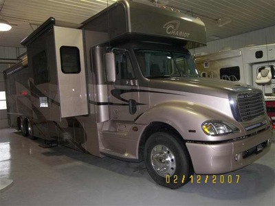2007 Chariot Columbia MotorCoach