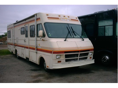 1989 Bounder   $9,995