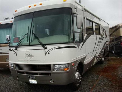 2005 Dolphin LX 6355 36ft Two Slides