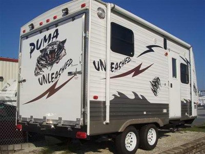 2008 Puma 15FKU Unleashed Toy Hauler