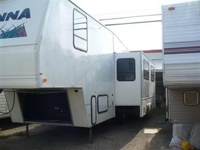 1996 30 Savanna $7,850