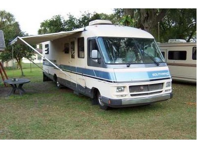 34 1989 Fleetwood Southwind $7000