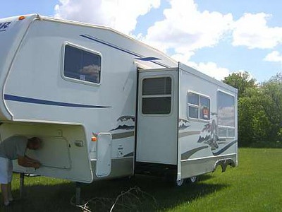 2005 Keystone Cougar