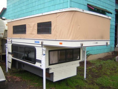 Four Wheel Camper (pop up).  1992 Ranger