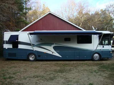 2003 Winnebago Ultimate Advantage diesel