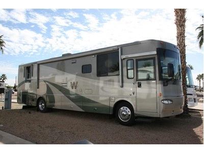 2005 Winnebago Journey