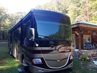 2013 Fleetwood Discovery 40G in Louisian