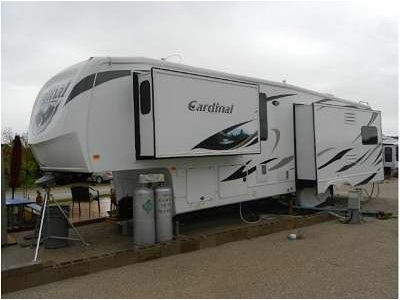 2011 39� Forest River Cardinal w/3 slide