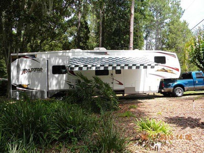 2009 Keystone Raptor RP3602 Toy Hauler