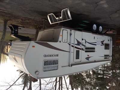 2005 Rockwood 8241SS - Very Clean!!!!