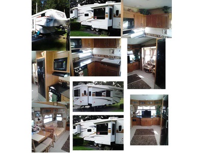 2010 32� Crossroads Cruiser w/3 slides