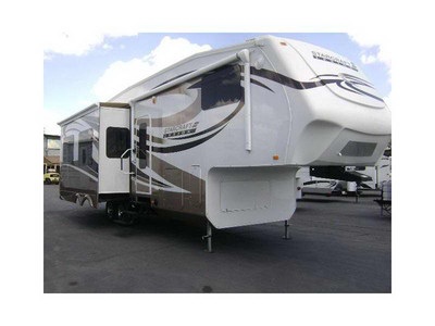 2011 STARCRAFT LEXION 325FWSA
