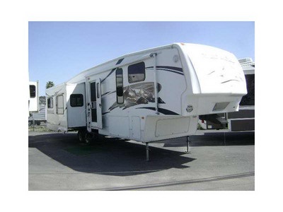 2007 MONTANA 3485 SA, PRICE: $35,950