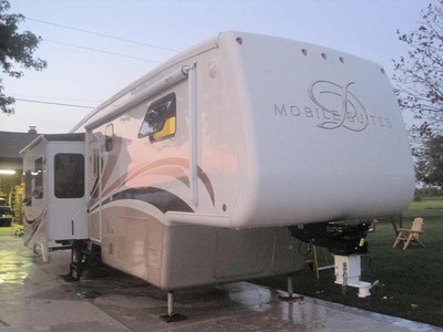 2008 DoubleTree Mobile Suite 