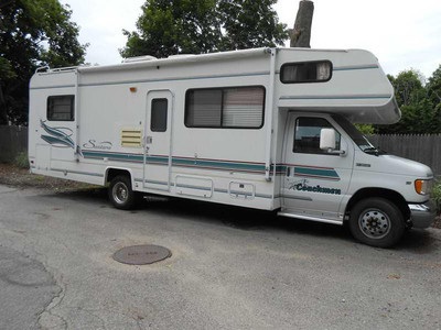 1998 Coachmen Santara in Massachusetts