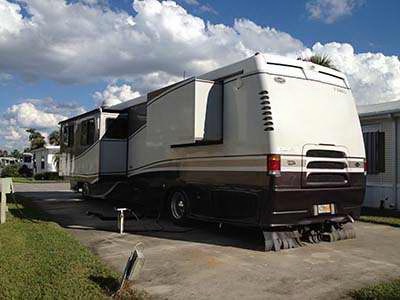 1999 40� Newmar London Aire w/2 slides