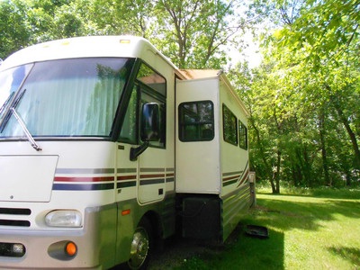For sale: 2000 Itasca Sunflyer 35W