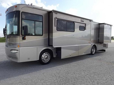 2004 Itasca MERIDIAN
