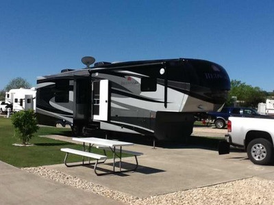 2012 Redwood RW36RL