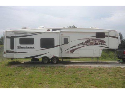 2008 37.3� Keystone Montana w/4 slides