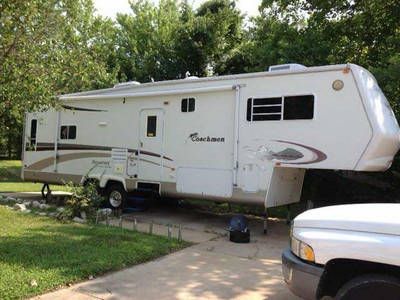 2003 36� Coachmen Somerset Dreamcatcher 