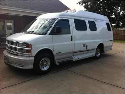  1999 Roadtrek 200 Versatile/454 Vortec 
