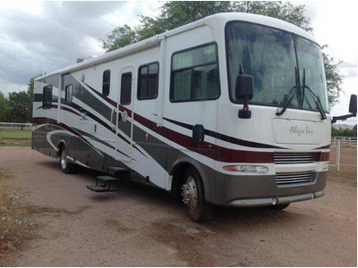 2006 37� Tiffin Allegro Bay w/2 slides