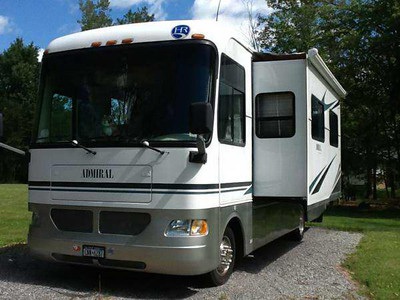 2006 31� Holiday Rambler Admiral w/2 sli