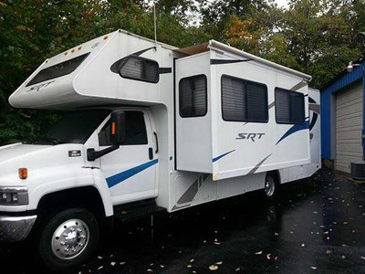 2008 32� Four Winds Kodiak Super C w/sli