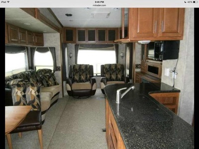 2009 Keystone Freedom Elite  $37,500