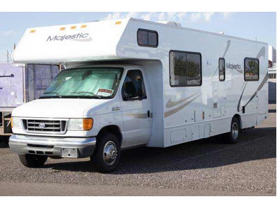 2007 28� Four Winds Majestic Class C
