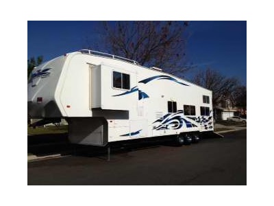 2007 35� Weekend Warrior w/slide