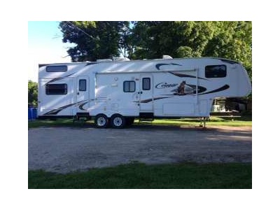 2010 36� Keystone Cougar w/3 slides