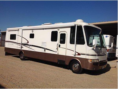 2002 36� Newmar Kountry Star w/2 slides