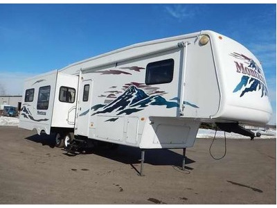 2004 Keystone Montana