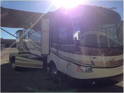 2011 Coachmen Pathfinder w/4 slides