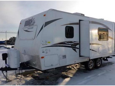 2015 Rockwood mini lite