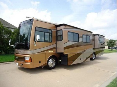 2004 Fleetwood Discovery 39S