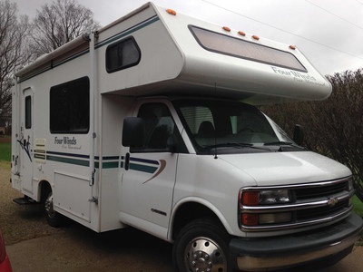 2000 Four Winds Five Thousand Class C RV