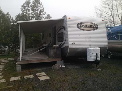 2011 36� Forest River Salem w/slide