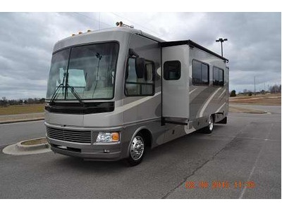 2006 National RV Dolphin 5342