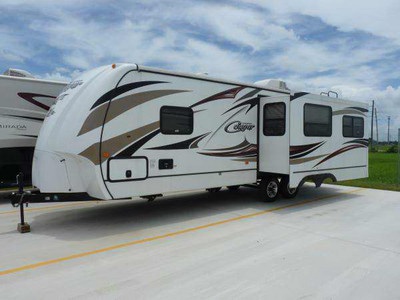 2014 28� Keystone Cougar w/slide