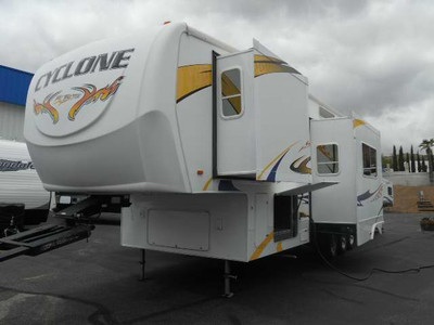 2008 32� Heartland Cyclone Full Throttle