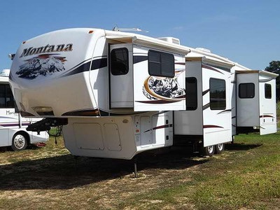 2012 39� Keystone Montana w/5 slides