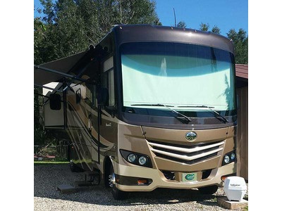 2014 33� Monaco Monarch w/2 slides